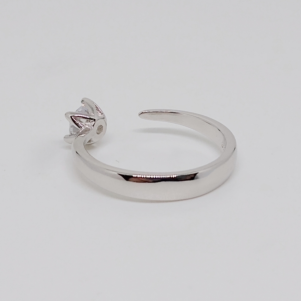 Sterling Silver Clear CZ Open Ring Size 6.5 - Picture 4 of 4